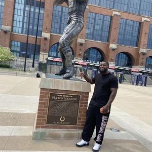 Meet your Posher, Jonathan